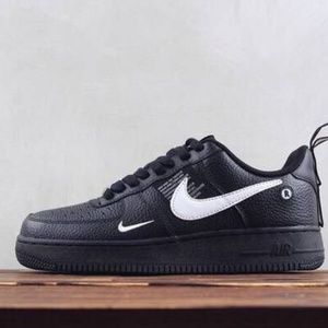 Nike airforce1 Lv8 Utility